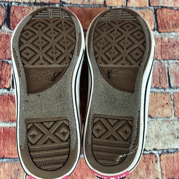 CONVERSE ALLSTAR CHUCK TAYLORS YOUTH SIZE 4 GUC - Picture 11 of 12